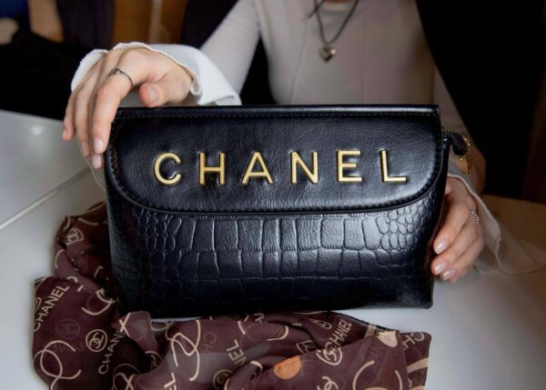 Bolso Chanel (black leather)