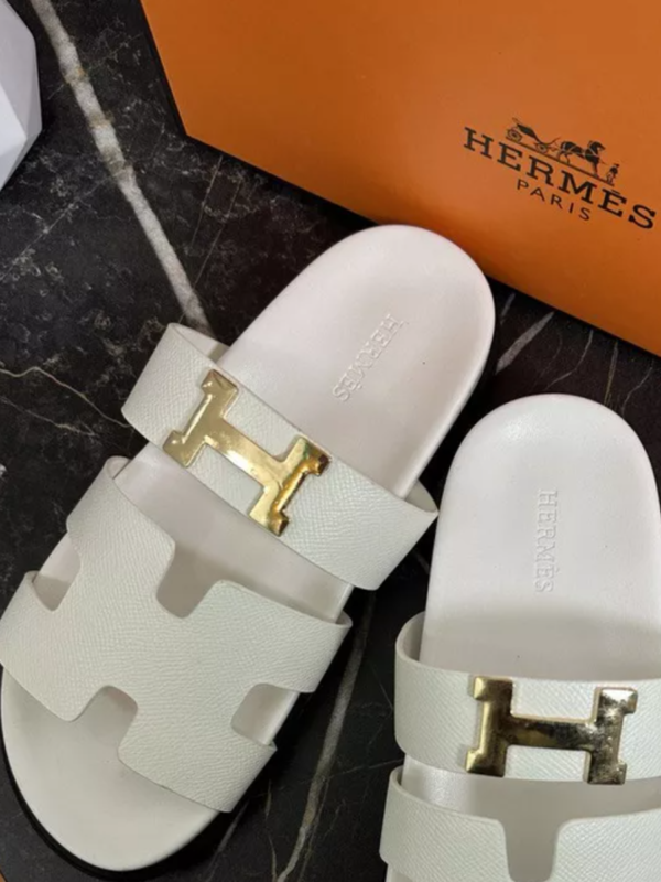 Sandalias Hermes