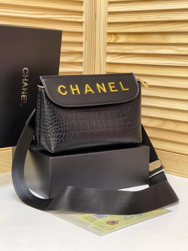 Bolso Chanel (black leather) - Image 4