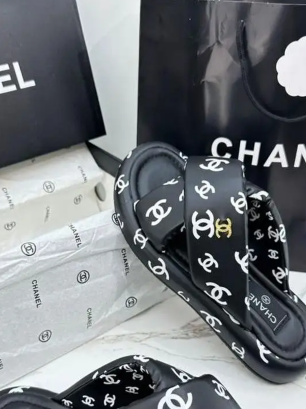 Sandalias Chanel